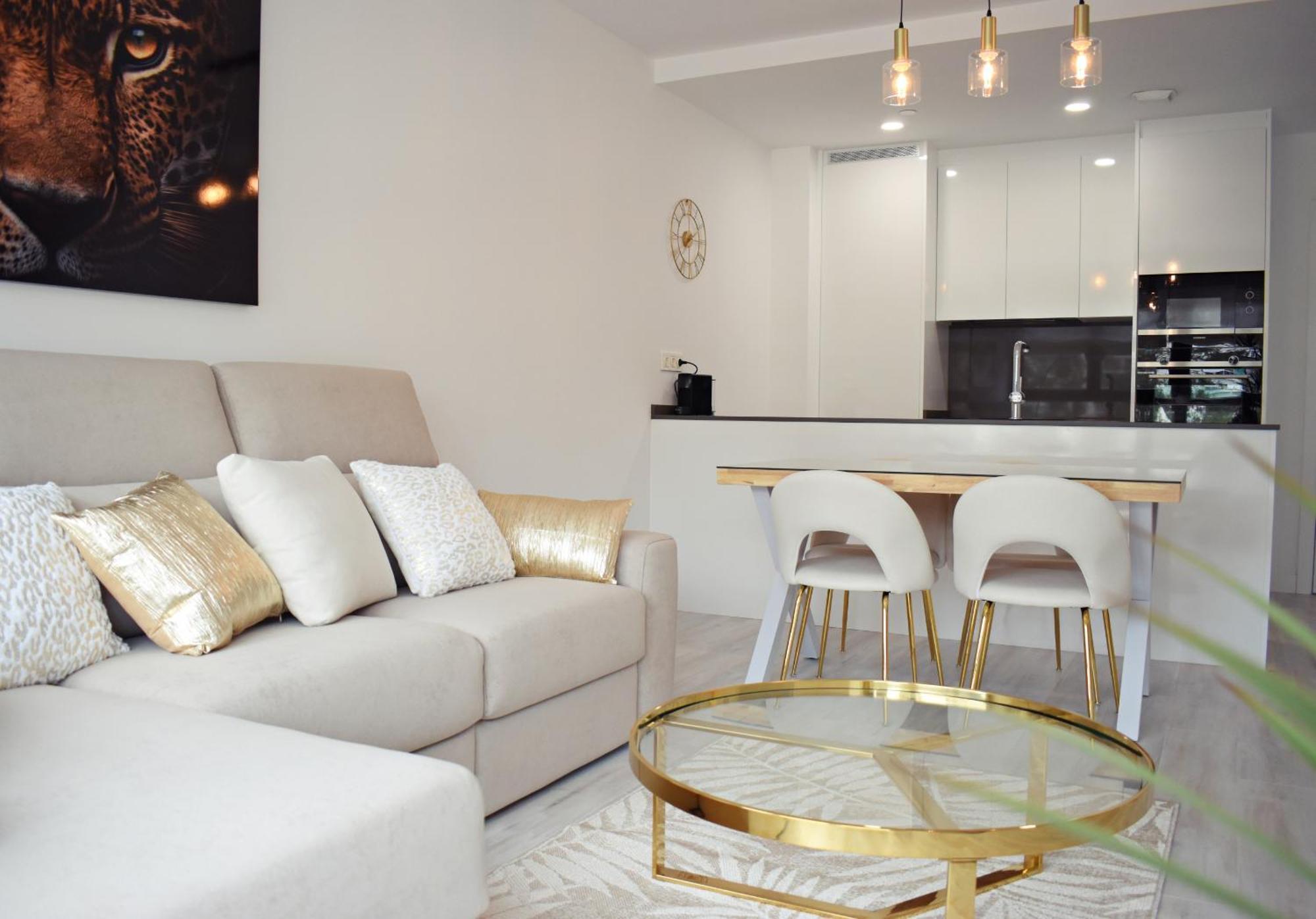 Apartament Urban Sky Luxury In *